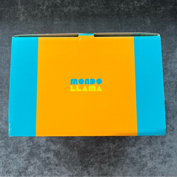 NIB Mondo Llama Spray Bottle Painting Kit - Picture 6 of 9